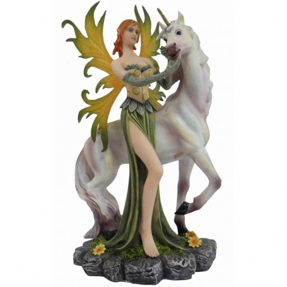 Fée avec Licorne