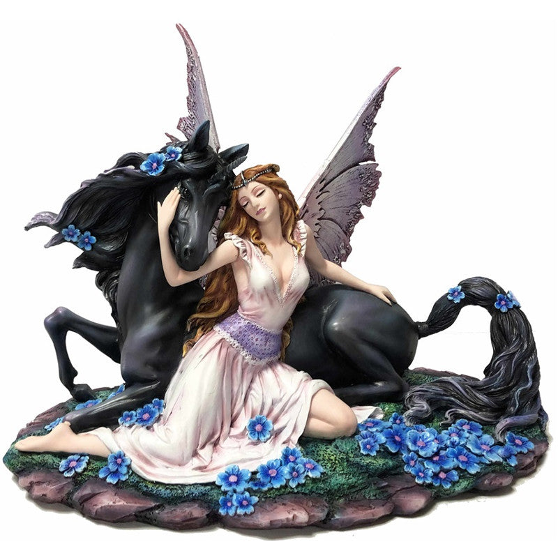 Fée Géante Black Unicorn Beauty